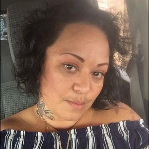 Meet your Posher, Idalia